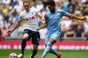 华体会体育-包含热刺险胜马竞，德布劳内补时绝平欧联杯的词条