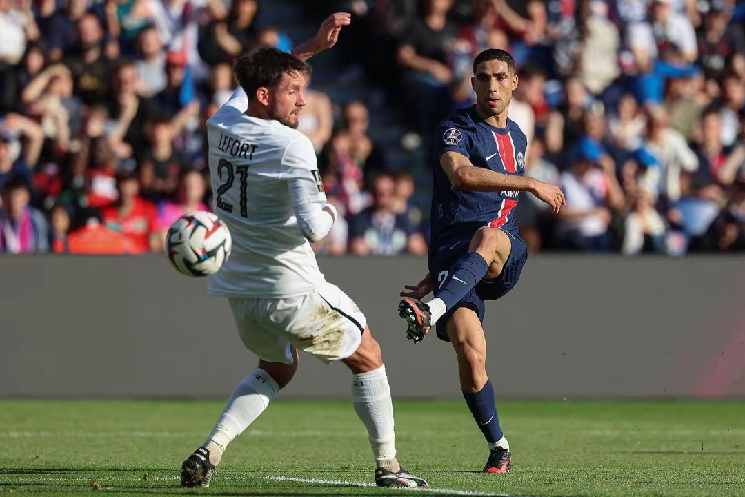 华体会登陆-巴黎圣日耳曼险胜那不勒斯，格列兹曼补时绝平世界杯的简单介绍  第1张