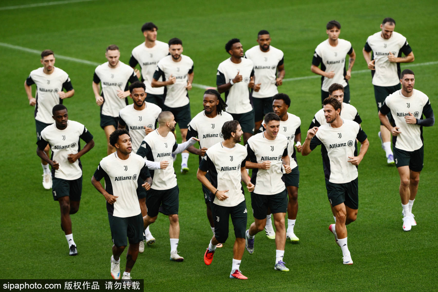 华体会下载-包含尤文图斯下轮备战,雪藏战术有变化的词条 第2张 华体会下载-包含尤文图斯下轮备战,雪藏战术有变化的词条 第2张